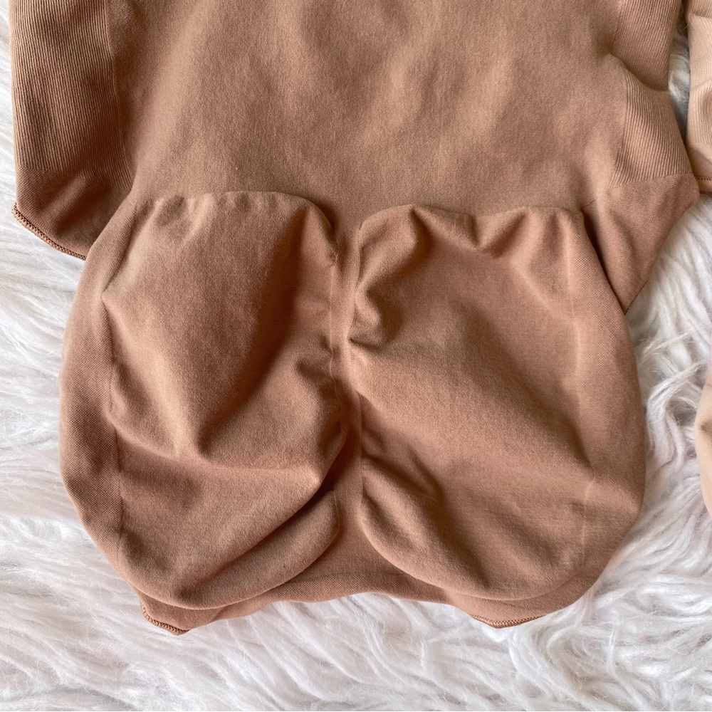 2 Pk Bundle SKIMS Seamless Sculpt High Waisted Brief Women’s Size S/M Ocher Clay - Picture 7 of 12